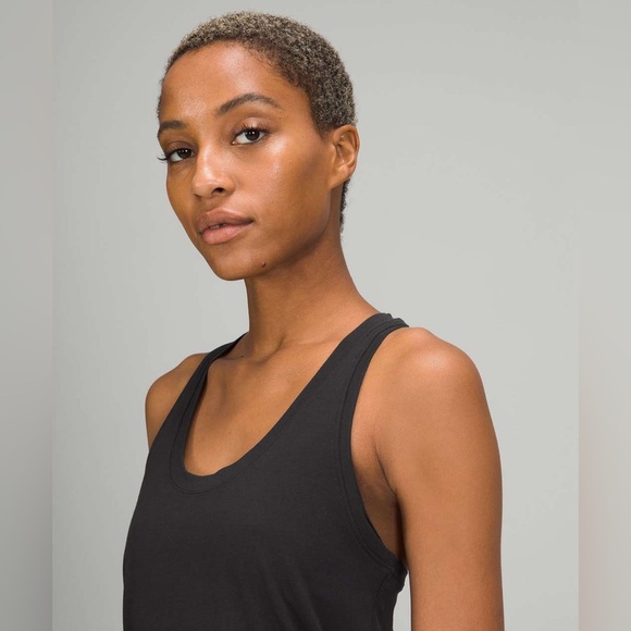 SOLD Lululemon Love Tank Top in Black Size 4 / 6 - Picture 3 of 7